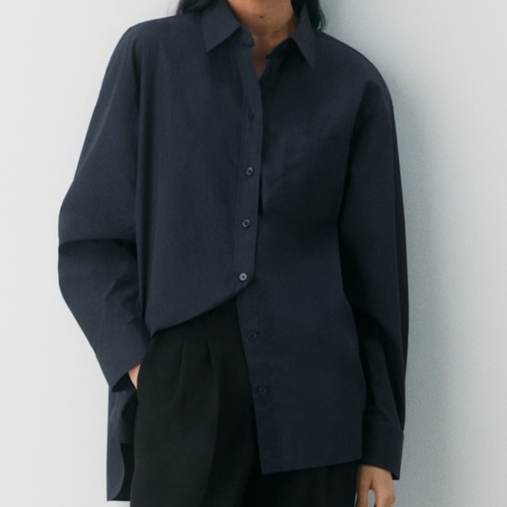 Aritzia poplin button up shirt